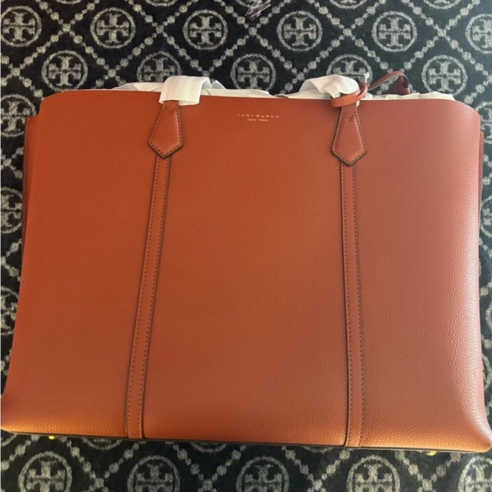 NWT Tory Burch Perry Triple Compartment Large Leather Tote Bag Sumac Orange Key - Picture 2 of 11